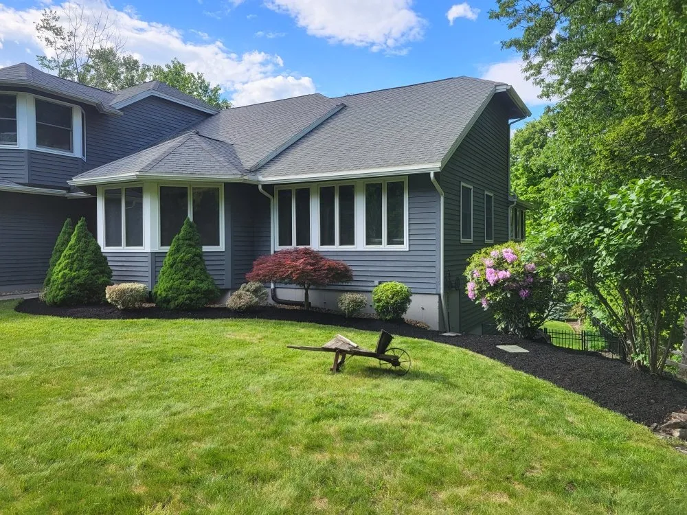 Top-rated yard cleanup service in Hudson, NH by DMH Properties