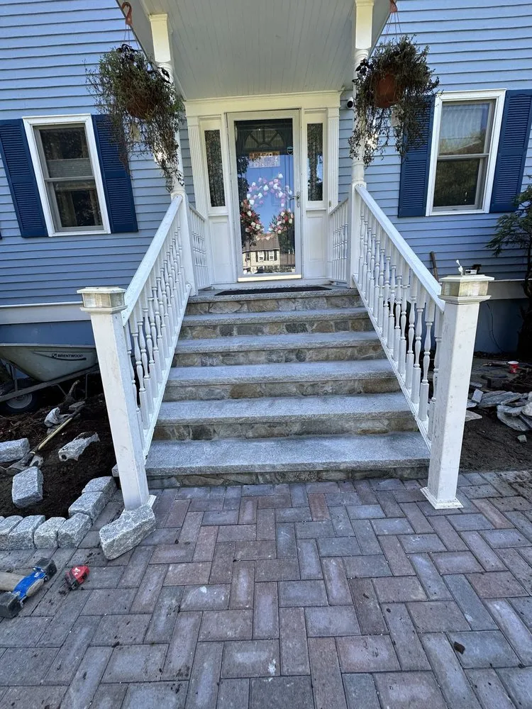 Expert yard maintenance for year-round maintenance in Merrimack, NH by DMP