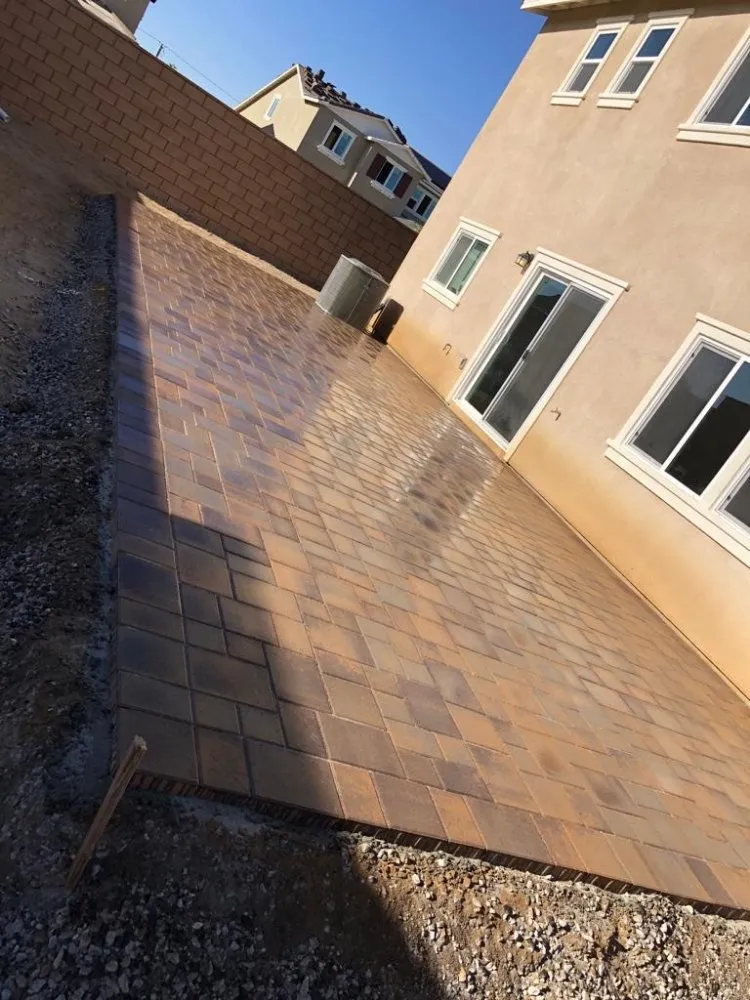 Custom lawn care service in San Fernando Valley, CA - DMT Remodeling