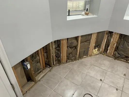 DMV Home Improvement Logo