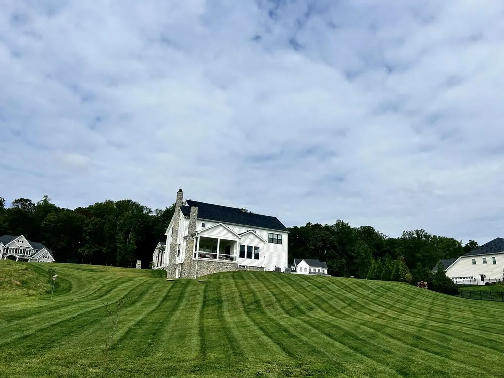 Top-rated yard maintenance in Edgewood, MD by DN Hills Lawn Services