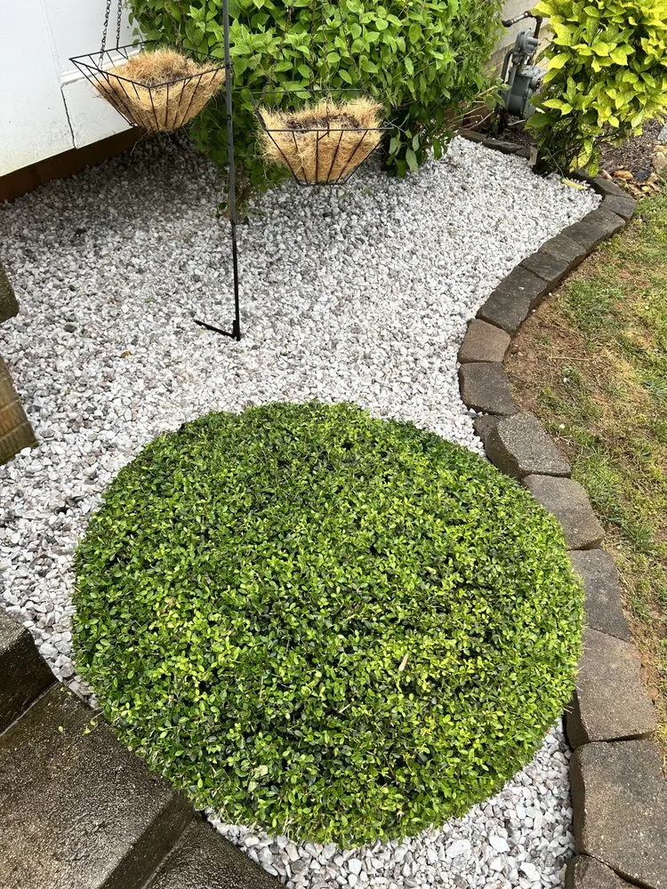 Expert outdoor landscaping in Edgewood, MD by DN Hills Lawn Services