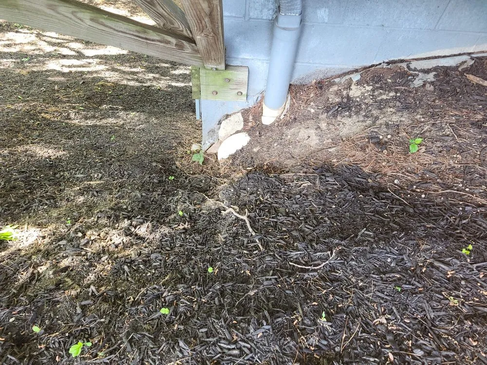 Custom yard maintenance in Bridgeville, PA - DNA Landscaping