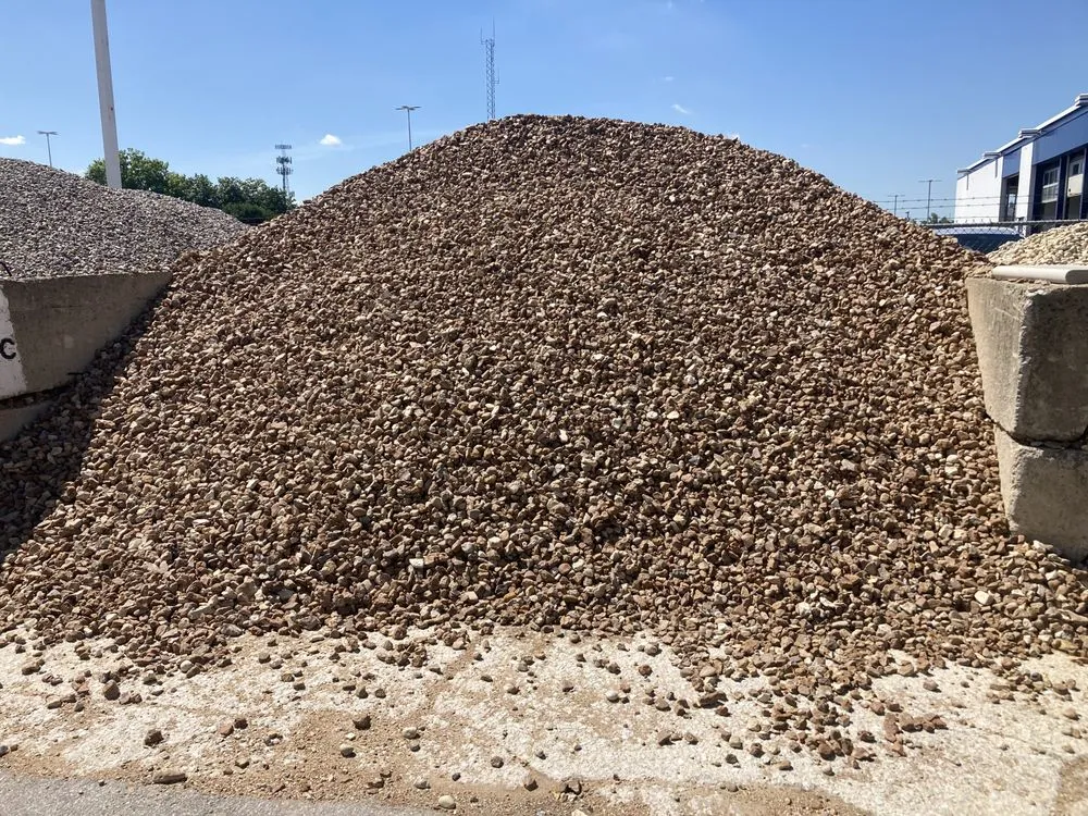 Custom lawn care service in East Chicago, IN - DNA Lawn Care