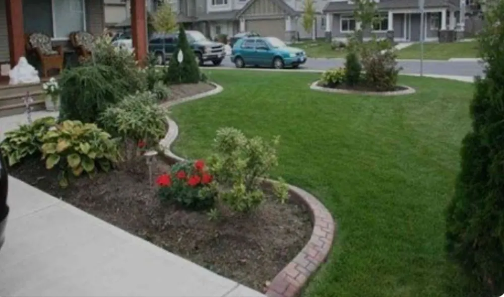 Custom lawn care service in Hasbrouck Heights, NJ by DNA Lawn Care