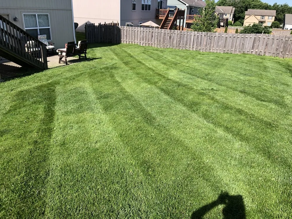 Trusted landscaping services experts serving Leavenworth, KS - DNA lawn care