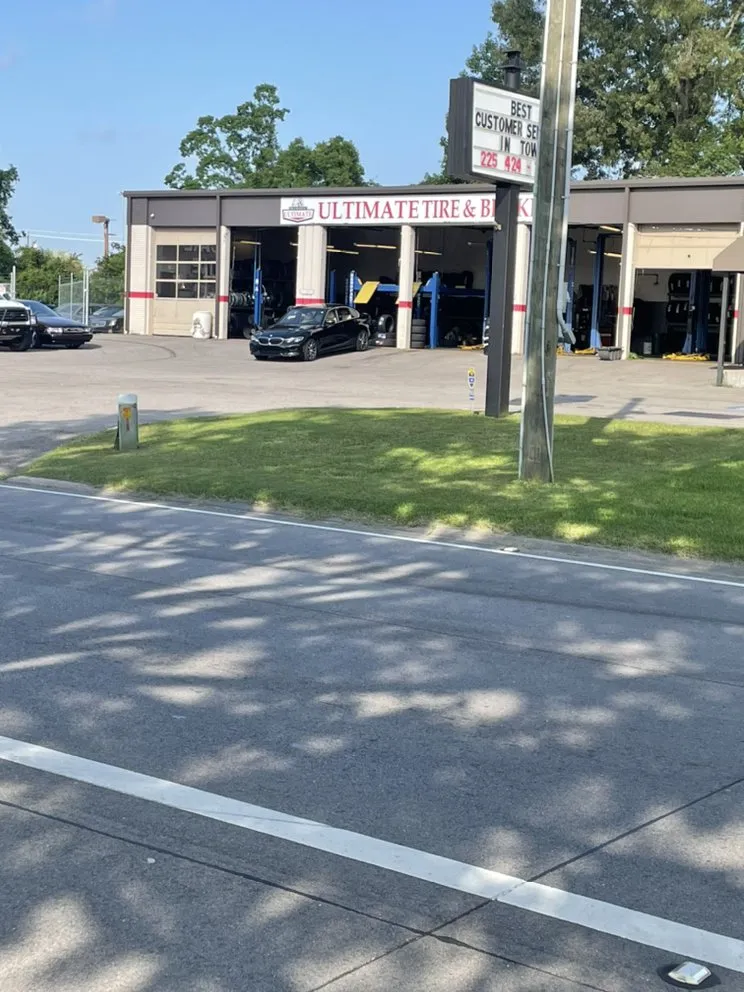 Top-rated outdoor landscaping experts serving Denham Springs, LA - DNA’s Lawn Care