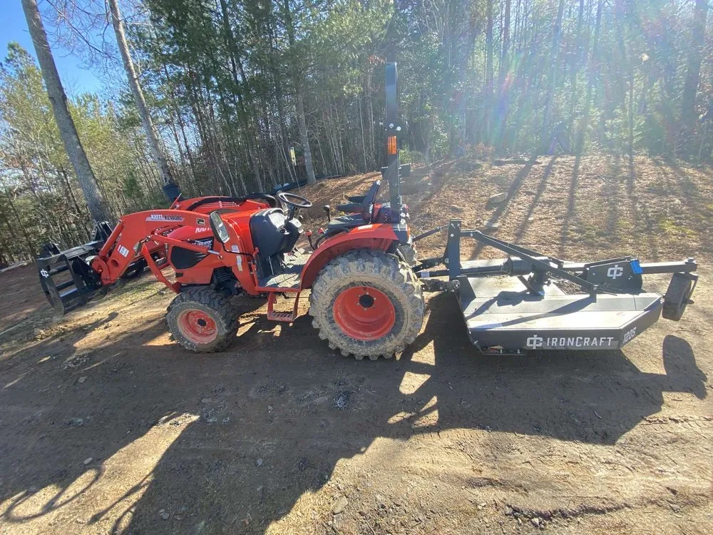 Custom lawn mowing service in Lenoir, NC - DND Landscaping