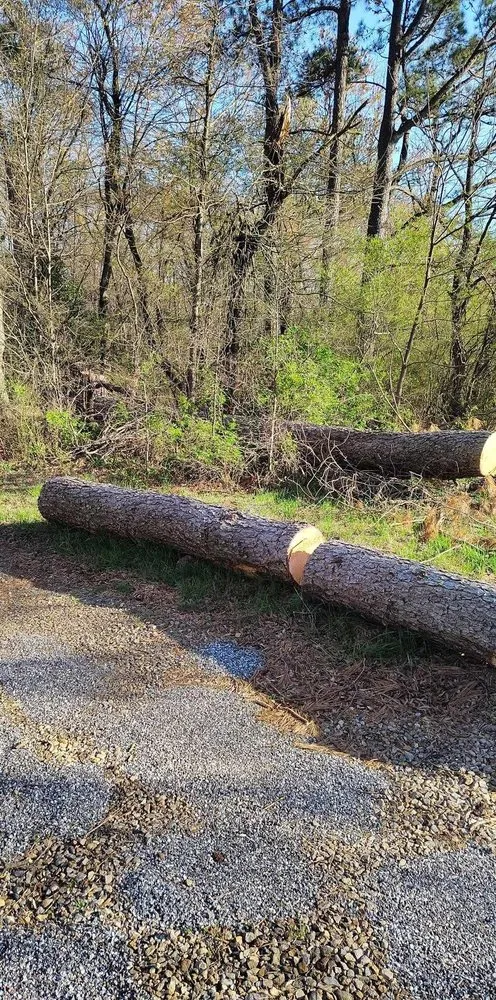 Professional lawn mowing service in Lenoir, NC - DND Landscaping