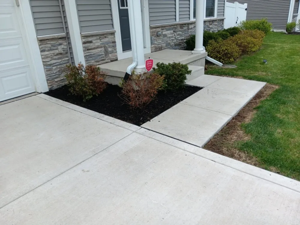 Affordable yard maintenance for beautiful yards in Gary, IN by Dnice Lawn Care