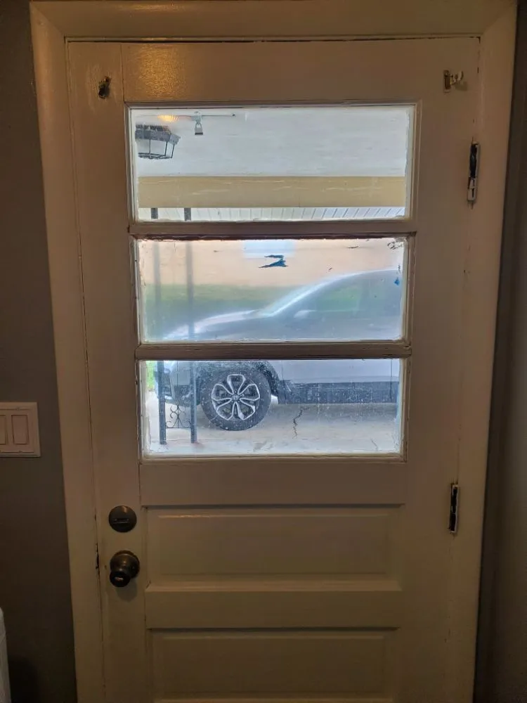 Professional yard maintenance in Trotwood, OH by D'nique Services