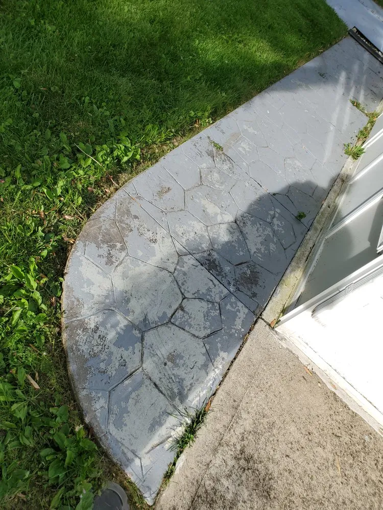 Affordable lawn mowing service experts serving Trotwood, OH - D'nique Services