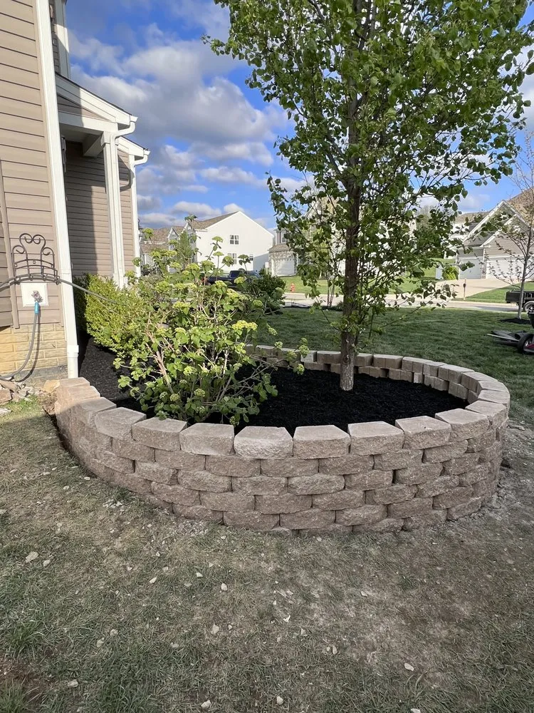 Reliable garden landscaping for beautiful yards in San Antonio, TX by DNK Lawncare Services