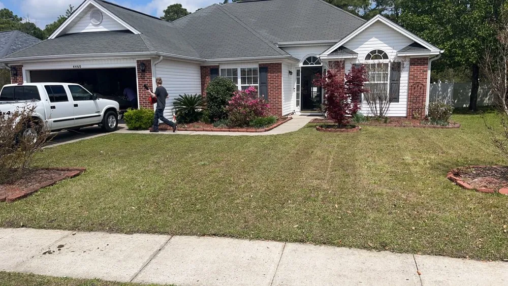 Affordable yard cleanup service in Myrtle Beach, SC by DNR Landscaping