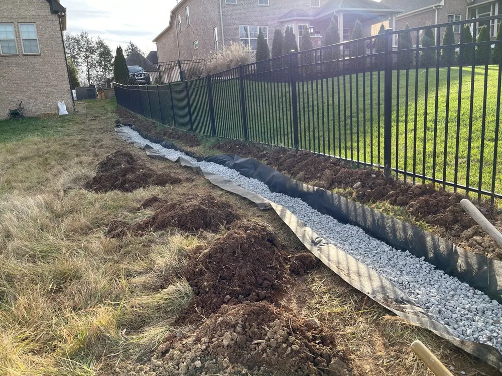 Top-rated lawn mowing service for homes in La Vergne, TN by DNT Landscaping & Services