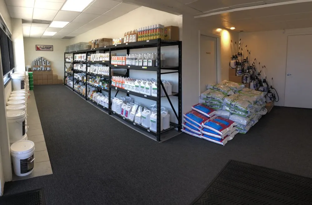 Top-rated residential landscaping experts serving Tucson, AZ - Do It Yourself Pest and Weed Control