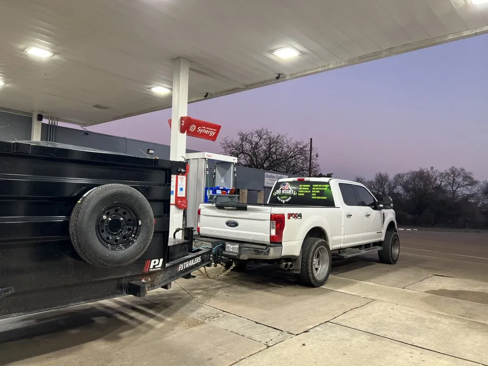 Custom yard maintenance experts serving Cypress, TX - Do Right Landscaping and Tree Services