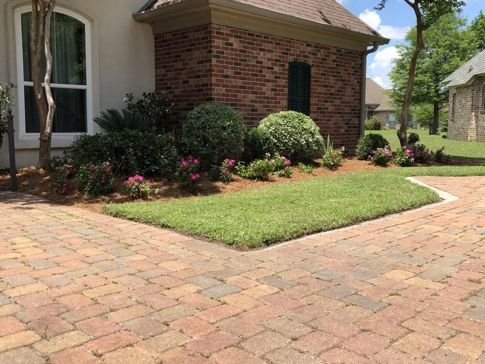 Professional landscaping services in Slidell, LA - Do U Right