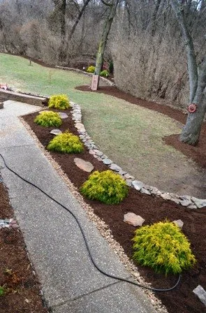 Custom lawn care service experts serving Lockport, IL - Dobbelare Distributing