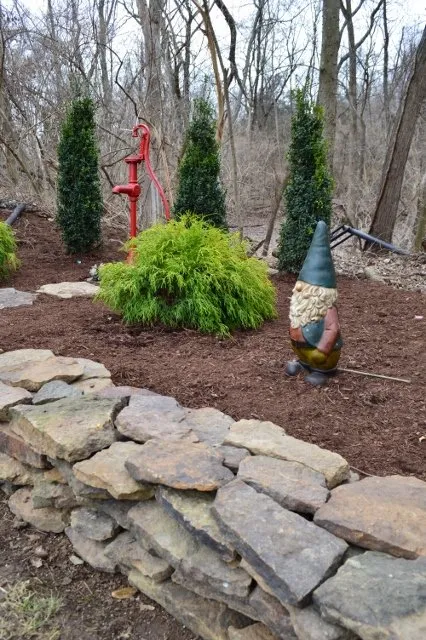 Trusted yard maintenance in Lockport, IL - Dobbelare Distributing