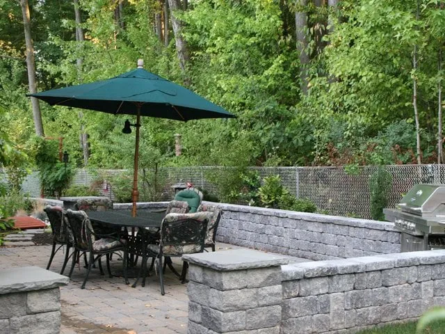 Reliable yard maintenance in Colonia, NJ by Dobra Property Maintenance