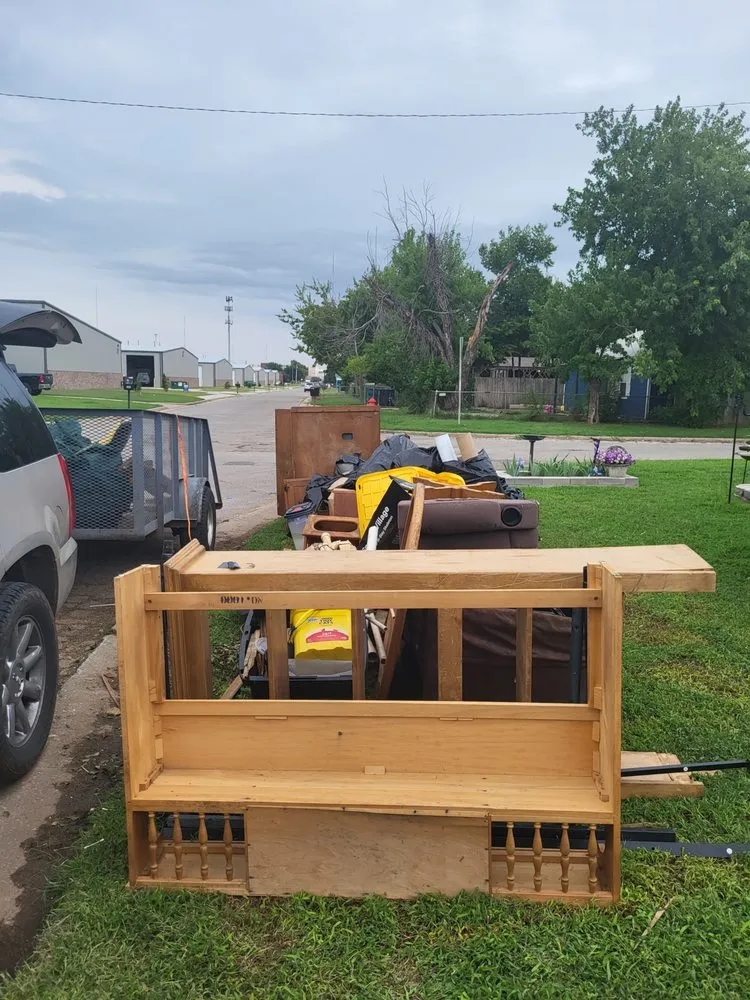 Top-rated lawn mowing service in Midwest City, OK by DOC Junk Removal