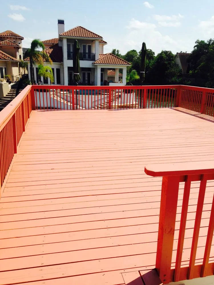 Local lawn mowing service experts serving League City, TX - Dockside Development And Construction