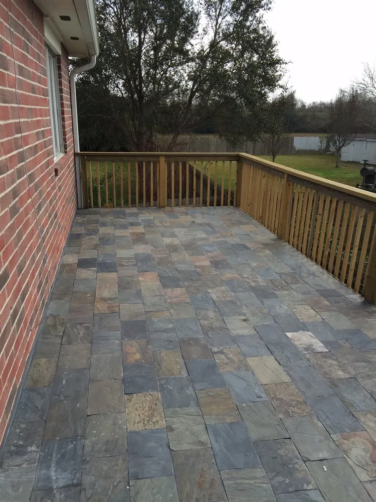 Trusted yard maintenance for beautiful yards across League City, TX - Dockside Development And Construction