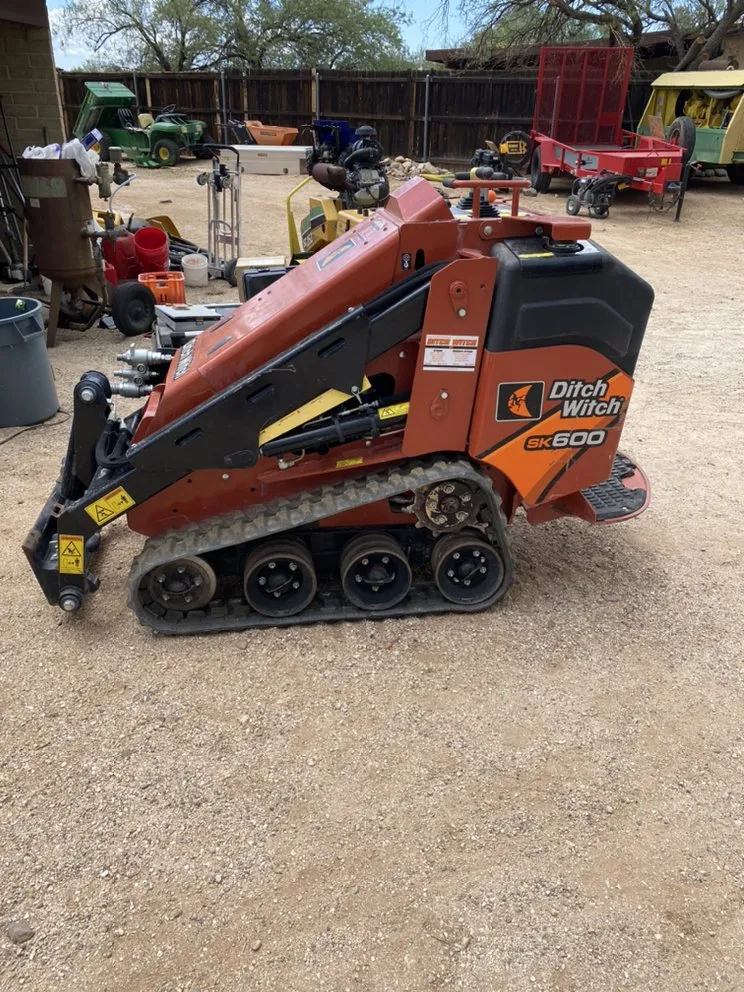 Professional landscaping services with custom design in Oro Valley, AZ by Doc’s Stump Grinding & Rockspreading