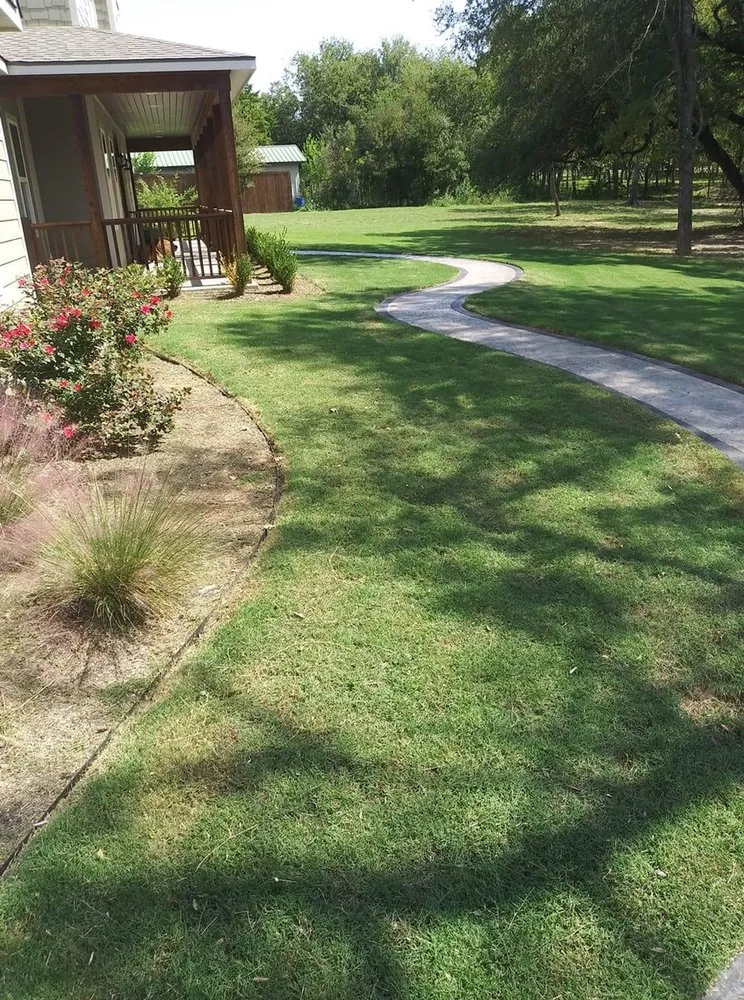 Trusted garden landscaping in Waco, TX - Dodd's Lawn Care Service