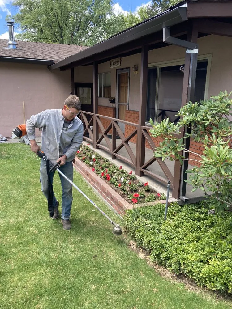 Custom outdoor landscaping in Mount Shasta, CA - Dodge Maintenance