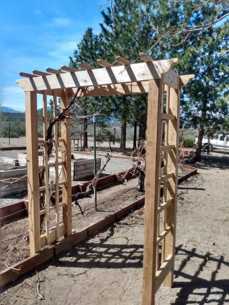 Reliable outdoor landscaping experts serving Mount Shasta, CA - Dodge Maintenance