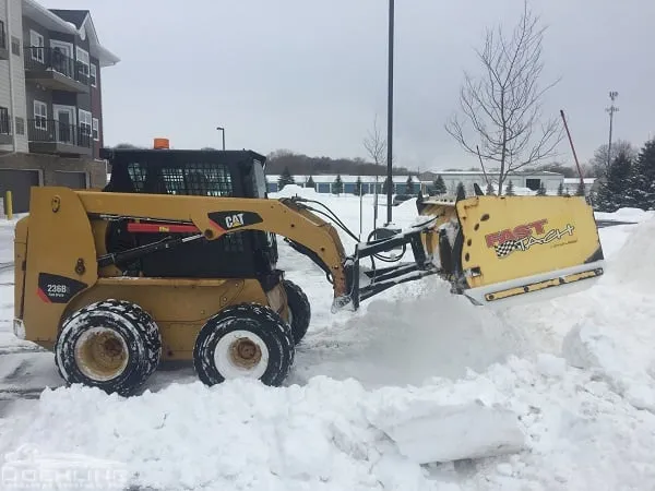 Custom lawn care service experts serving Shakopee, MN - Doehling Landscape Services