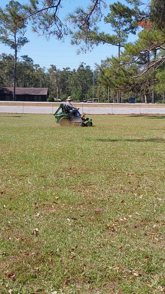 Professional garden landscaping experts serving Valdosta, GA - Dofi Painting & Pressure Washing