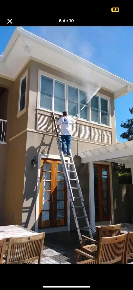 Custom lawn mowing service for homes in Valdosta, GA by Dofi Painting & Pressure Washing