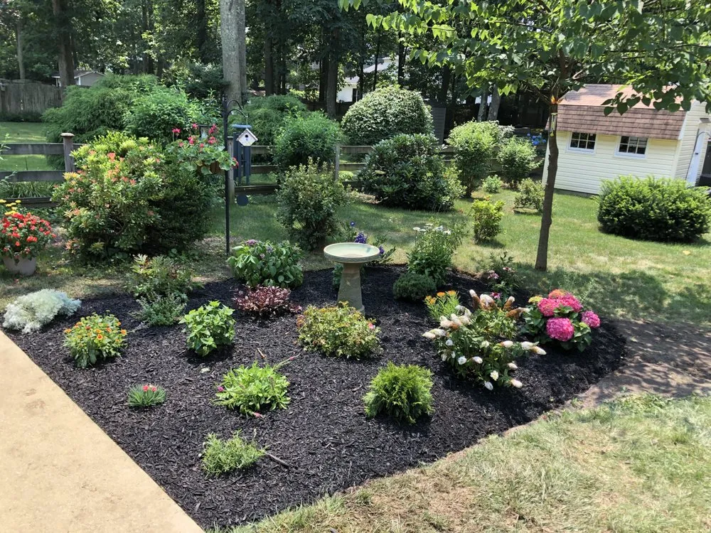 Trusted lawn care service in Glassboro, NJ - Dogwood Designs