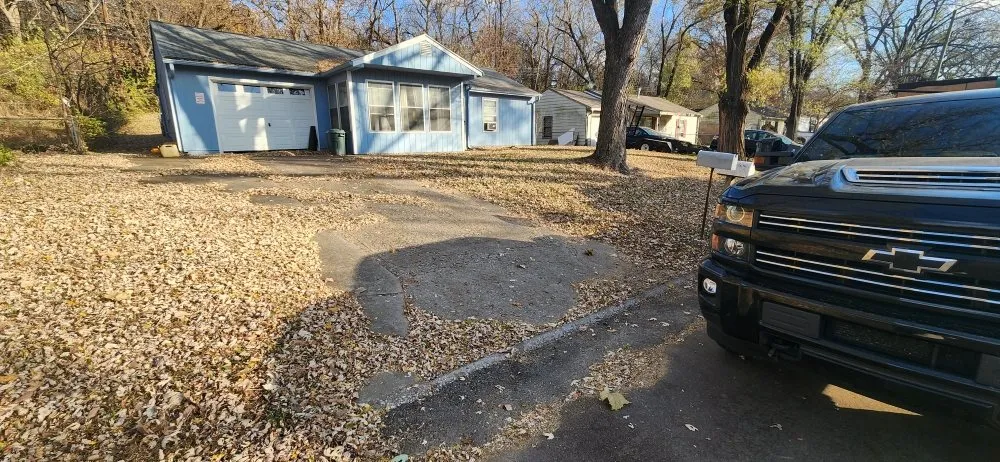 Affordable landscaping services for homes across Kansas City, KS - Doin it major