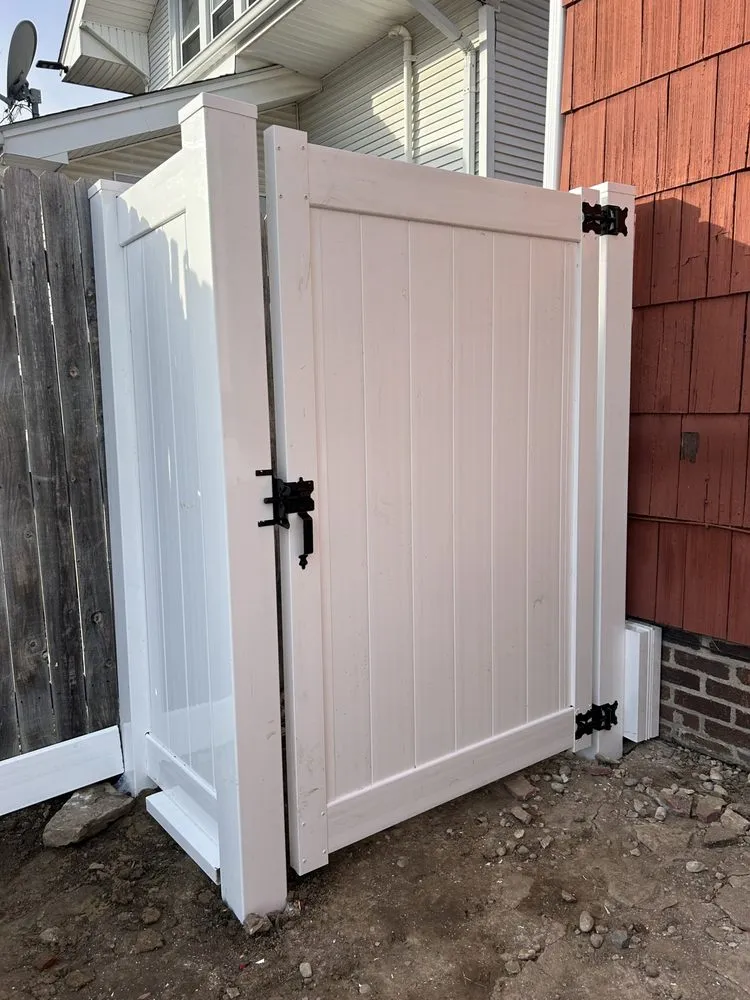 Professional yard cleanup service in Frankfort, IN by Doin’ It Wells Services