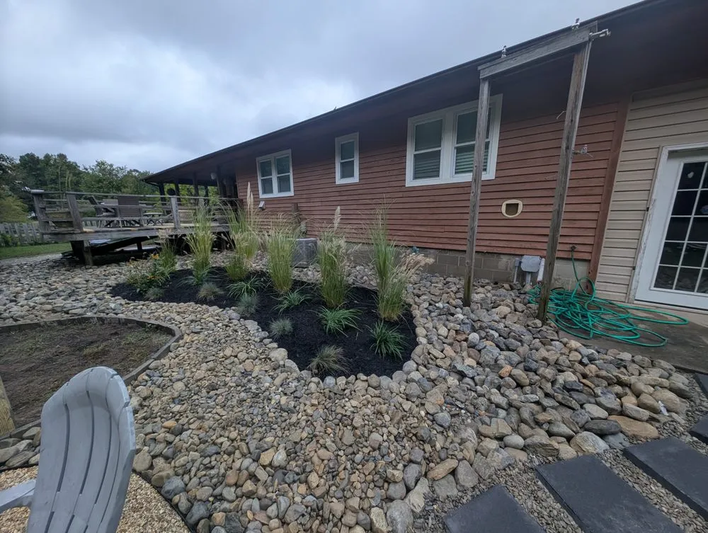 Professional residential landscaping in Delmar, MD - Doin' Moore Lawn Care