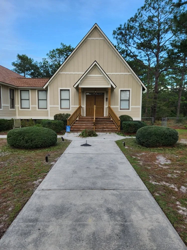 Local yard cleanup service experts serving Winnabow, NC - Doing It Right Lawn Care & More