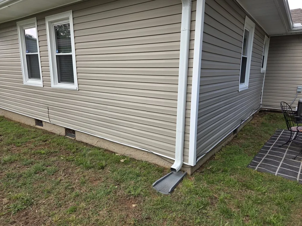 Professional lawn mowing service in Florence, AL by Doitall Services