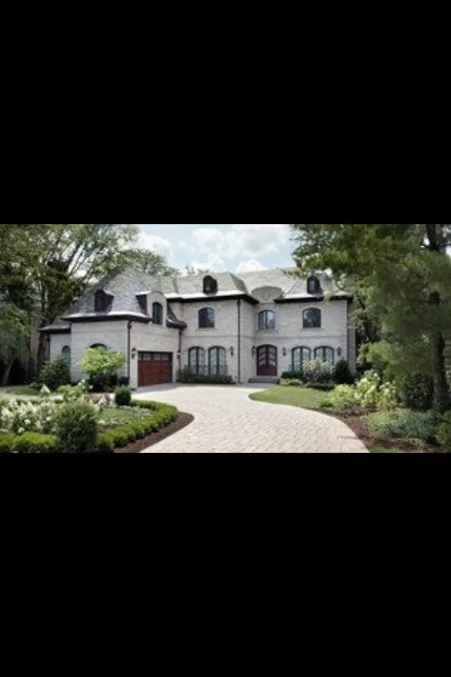 Custom outdoor landscaping experts serving Medfield, MA - Dolan & Co Inc