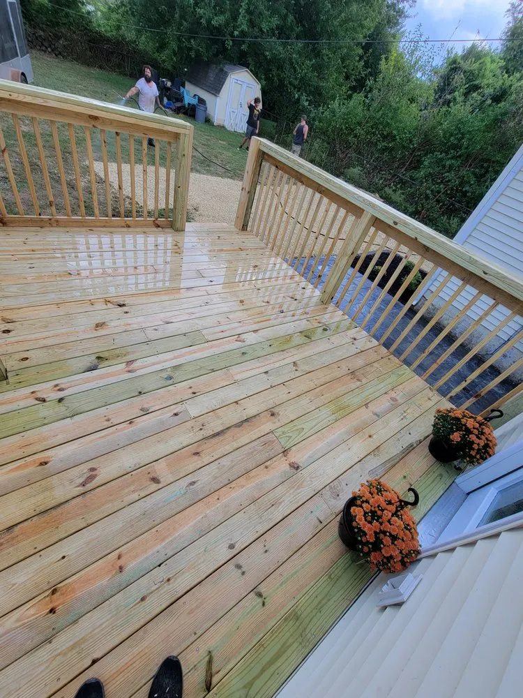 Affordable residential landscaping for residential properties in Louisville, KY by Doleman Services