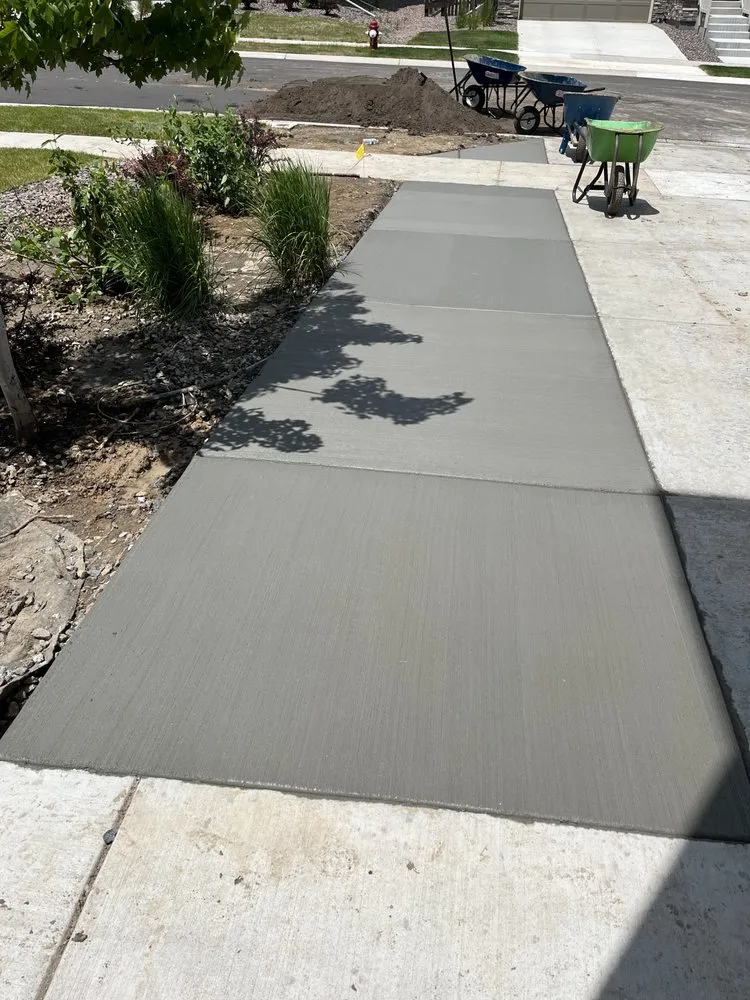 Top-rated residential landscaping in Thornton, CO by DomArr Landscaping & Construction