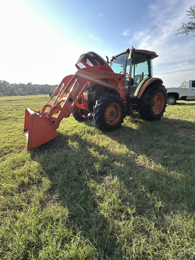 Reliable lawn care service with custom design in Longview, TX by Dominguez Services