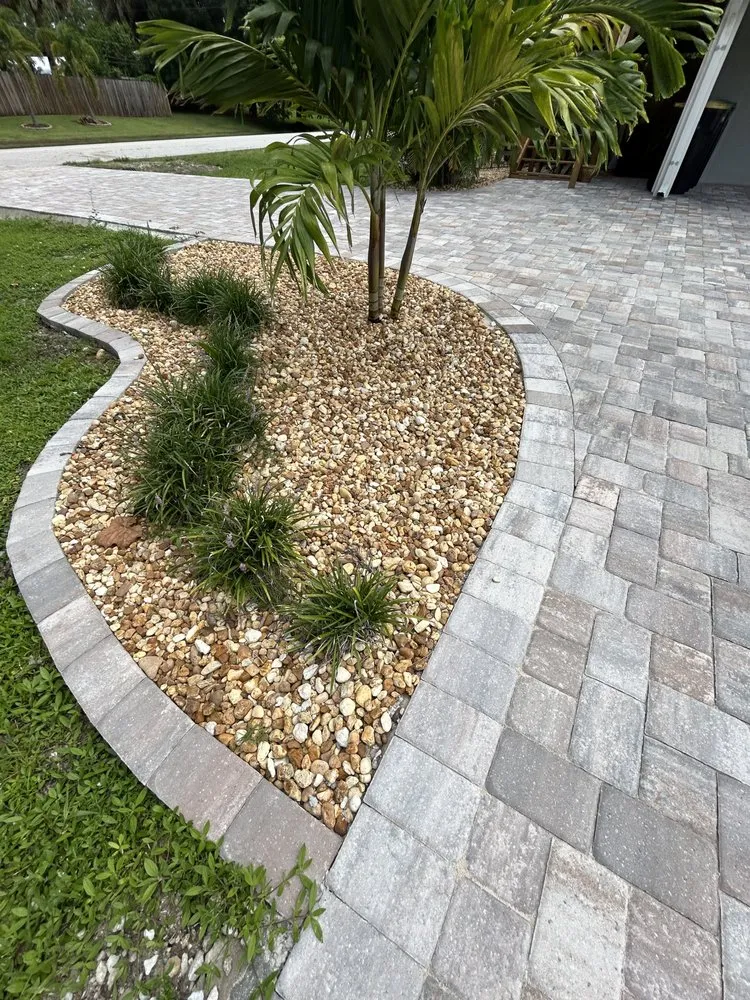 Custom lawn mowing service in Melbourne, FL - Dominion Pavers