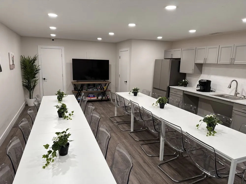 Affordable outdoor landscaping in St. Louis, MO by Domo & CR Contracting