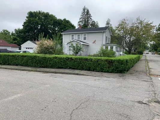 Dom’s Landscaping and Lawn Care