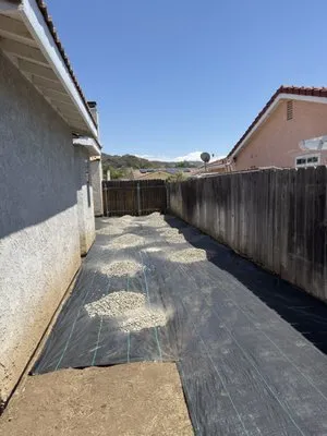 Dom’s Landscaping Logo