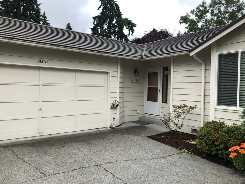 Custom residential landscaping in Kenmore, WA by Domum Home Services